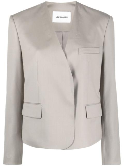 single-breasted collarless blazer