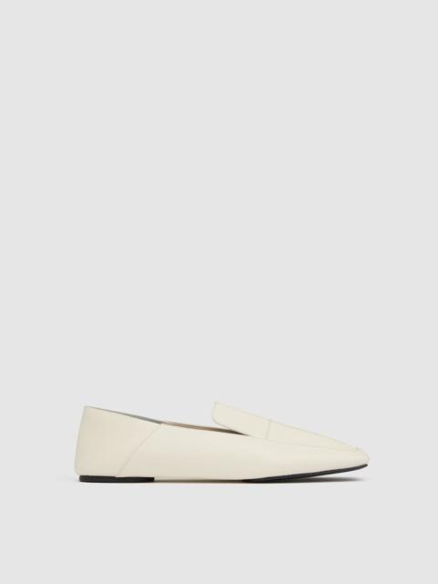 Minimal Flat Loafer - Ecru