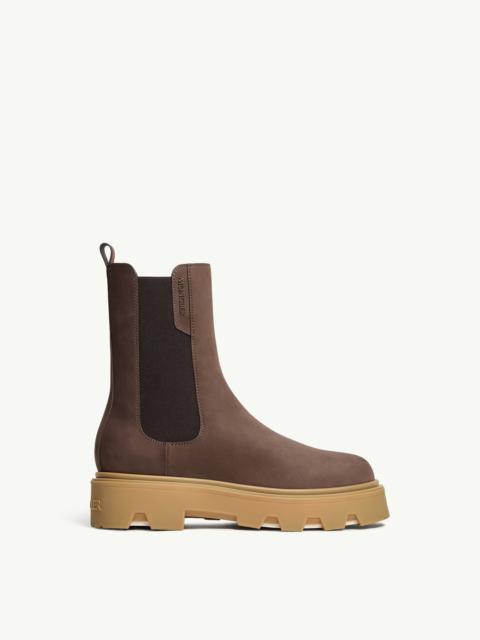 Aurea Nubuck Chelsea Boots