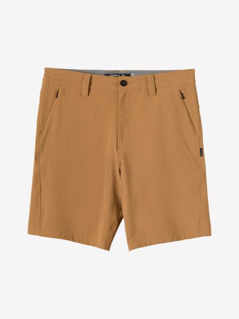 TRVLR Enduro 19" Hybrid Shorts