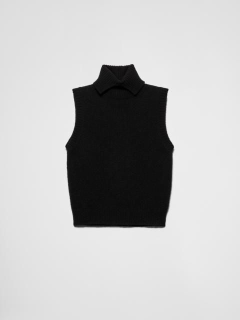Cashmere turtleneck vest