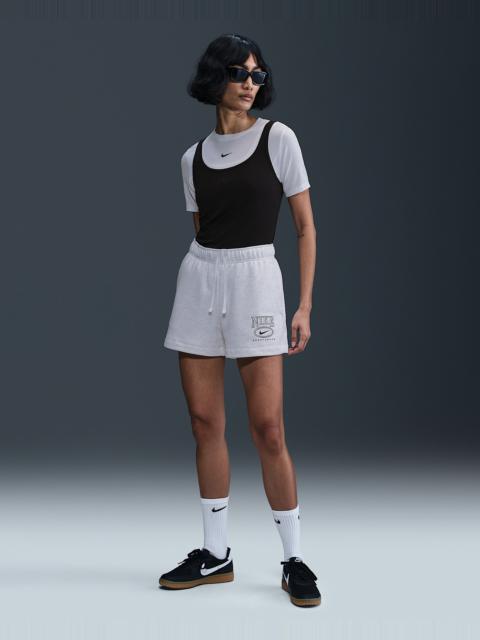 Nike Sportswear Club Fleece Women's Mid-Rise 4" Graphic Shorts