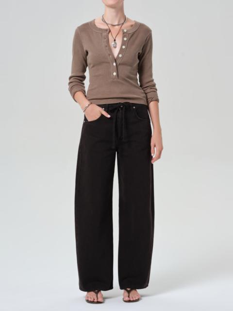 Varra Henley
In Cocoa