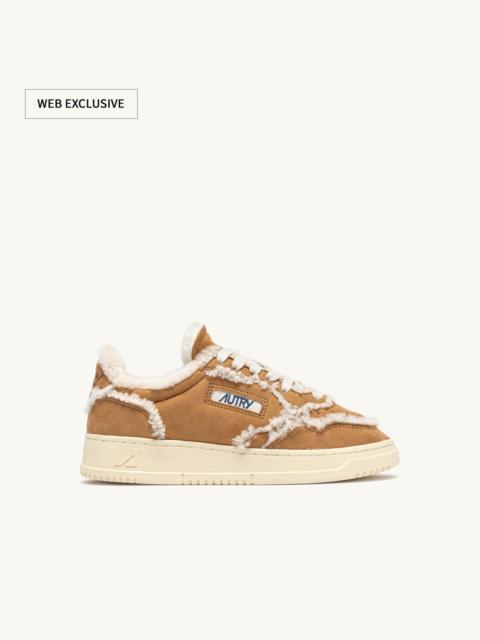 MEDALIST MUTTON SNEAKERS IN COGNAC SUEDE AND IVORY SHEARLING