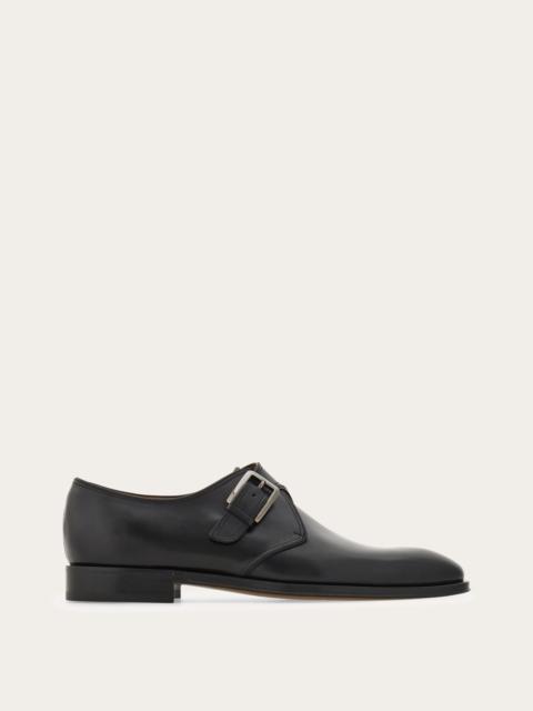 Single monk shoe