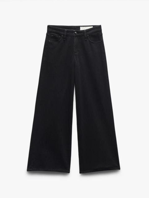 Aiden Wide-Leg Jeans
Vintage Stretch in Black