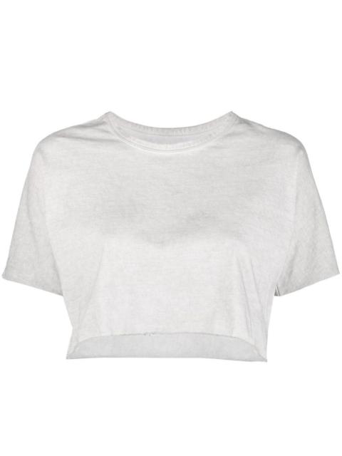 cropped short-sleeved T-shirt