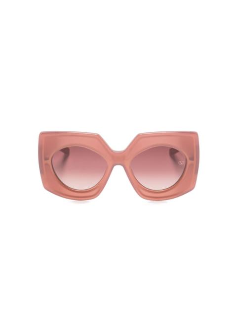 oversize-frame sunglasses