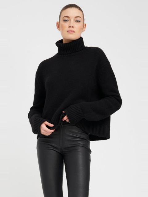 BLACK CASHMERE HEAVY TURTLENECK SWEATER
