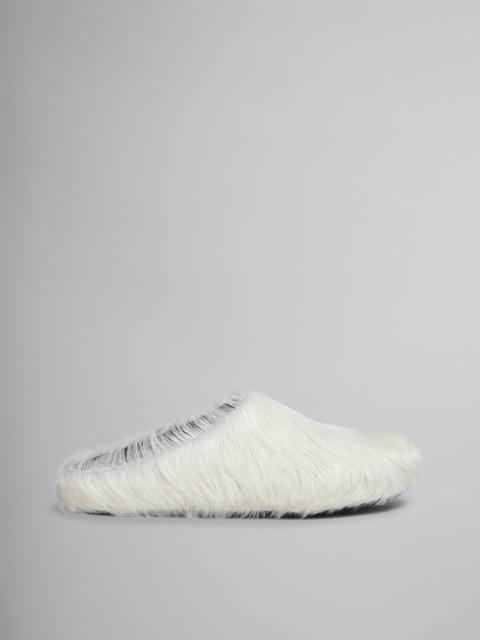 WHITE LONG HAIR CALFSKIN FUSSBETT SABOT