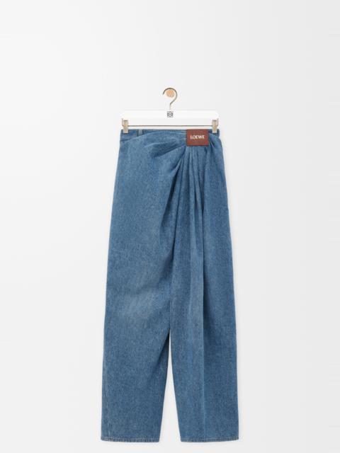 Draped jeans in denim