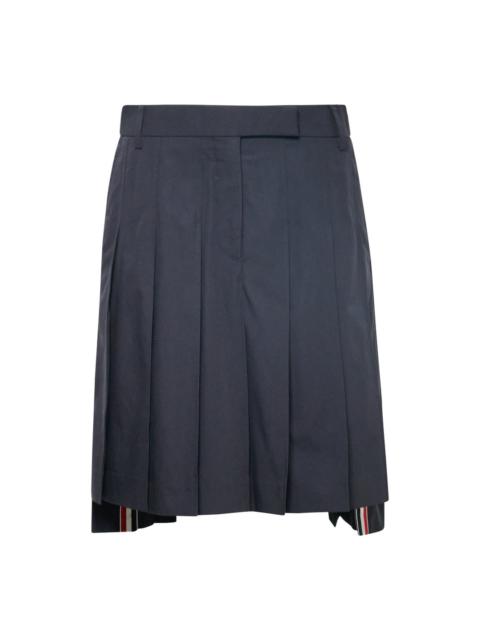 Bermuda Length Front Fly Pleat Skirt