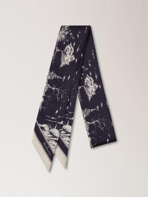 Skinny Scarf - British Park
Deep Aubergine Recycled Polyester