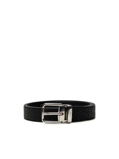 textured buckle belt
