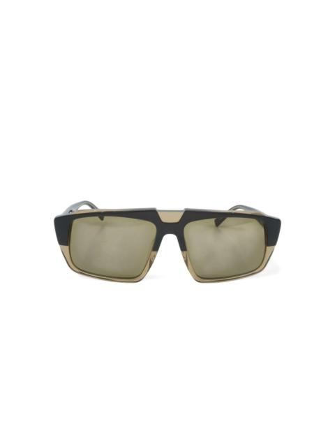 pilot-frame sunglasses
