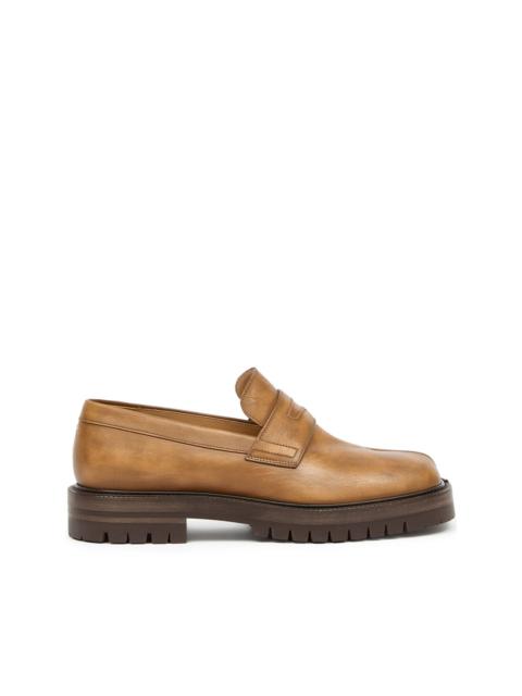 Tabi leather loafers