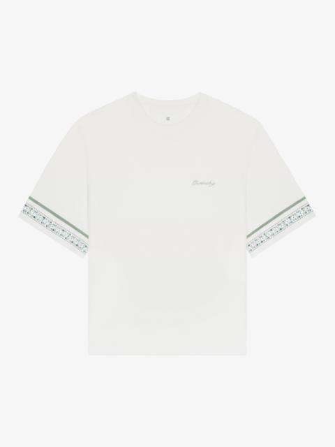 T-SHIRT IN COTTON WITH FLORAL DETAIL