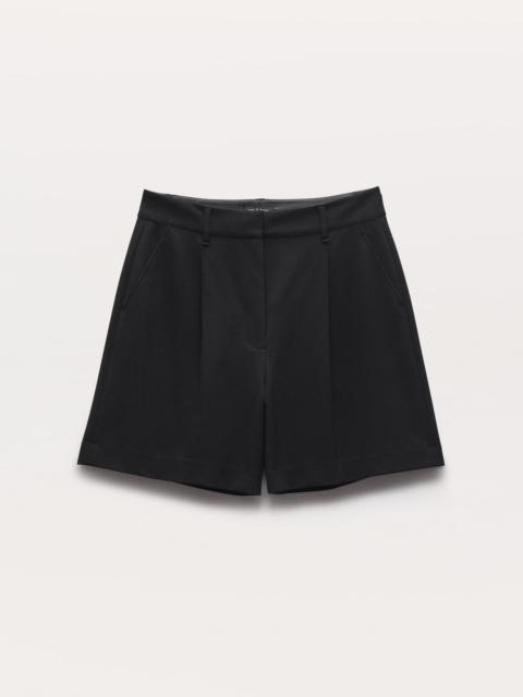 Irina Ponte 12.5" Short
Slim Fit