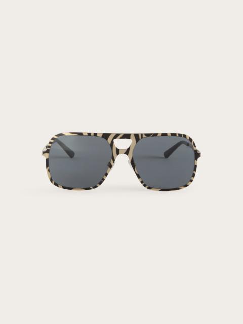 PRINTED AVIATOR SUNGLASSES