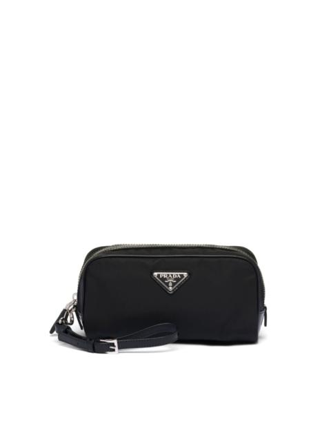 logo-plaque zipped wash bag