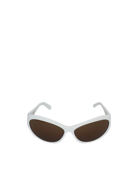 cat-eye sunglasses