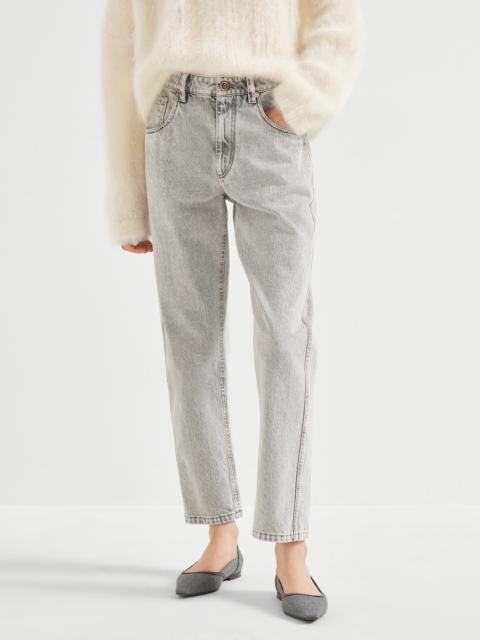 Authentic denim straight trousers with shiny bartack