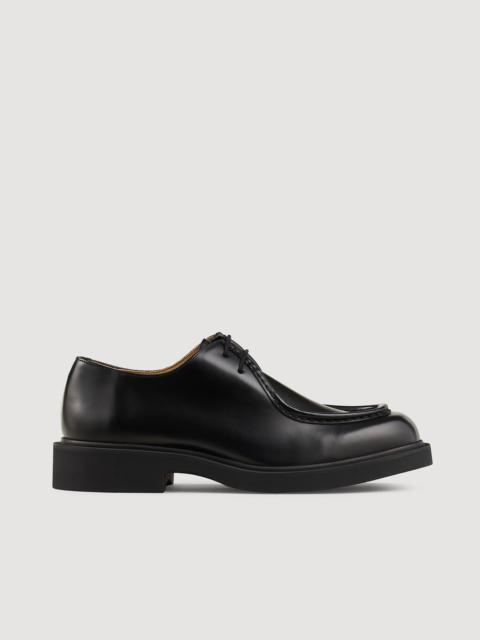 PATENT LEATHER DRESS SHOES