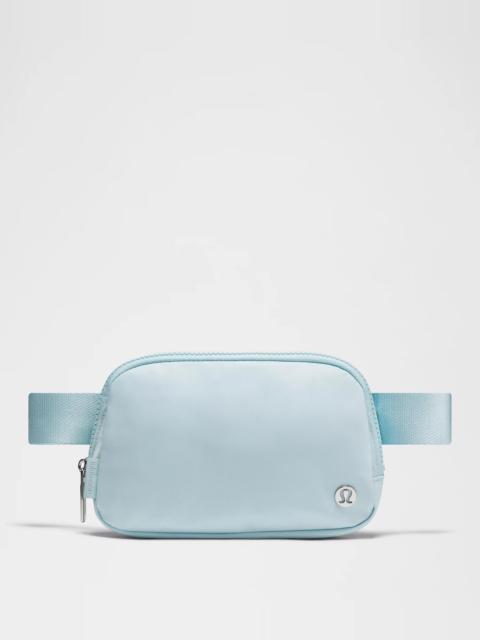Everywhere Belt Bag with Long Strap 1L