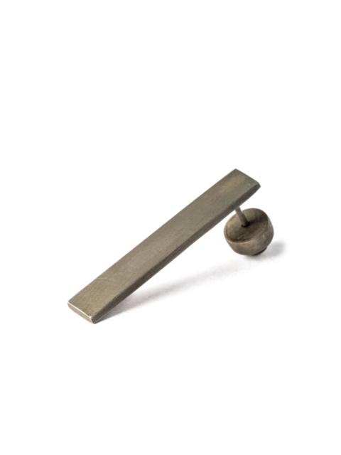 Plate matte-finish single earring