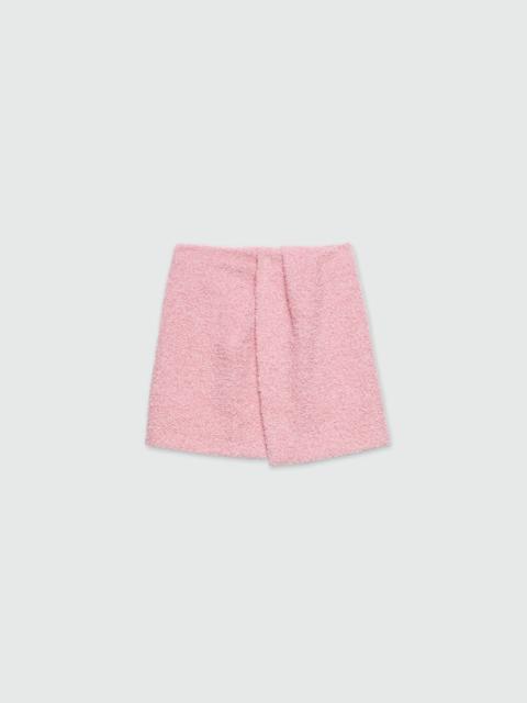 Short skirt in pink sponge-effect tweed