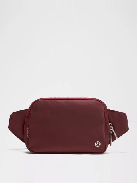 Everywhere Belt Bag Large with Long Strap 2L