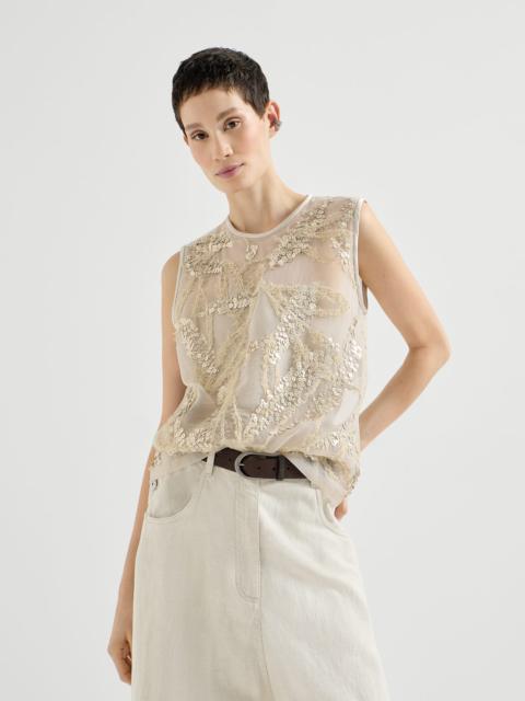 Crispy silk top with dazzling seabed embroidery