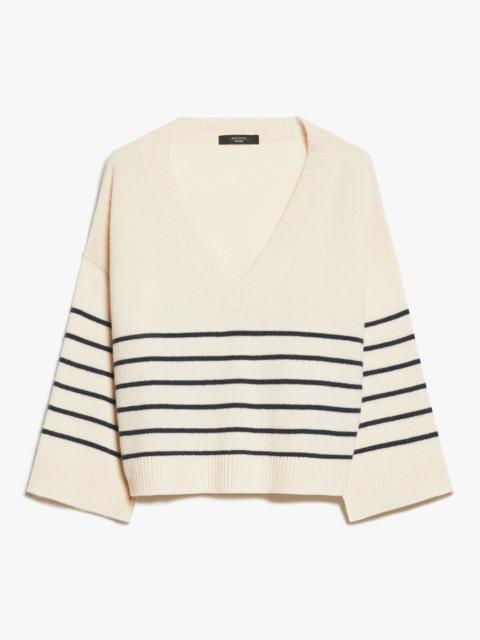 LEVA Oversized cashmere sweater