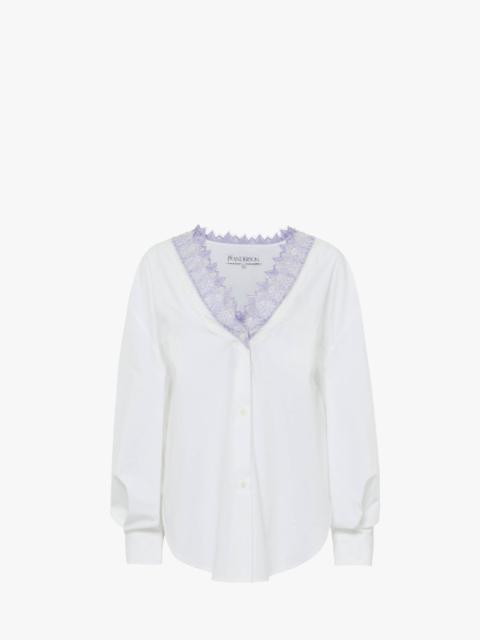 V-NECK LACE TRIM SHIRT