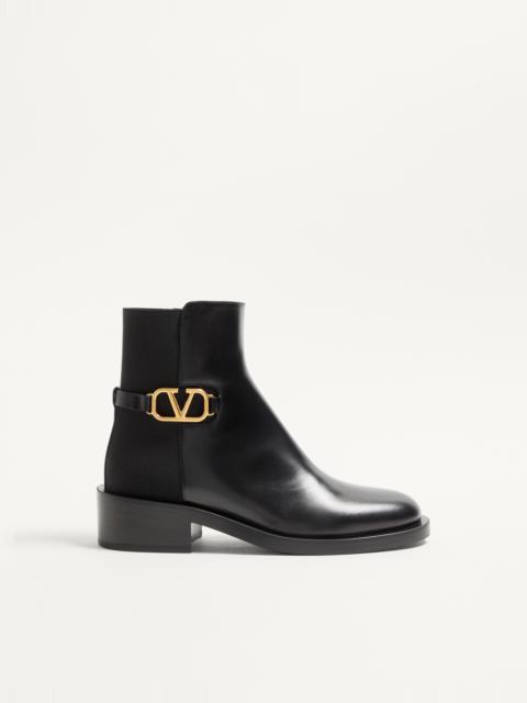 VLOGO SIGNATURE CALFSKIN ANKLE BOOT 30MM