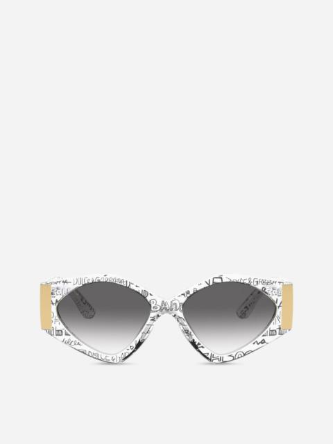 Modern print graffiti sunglasses