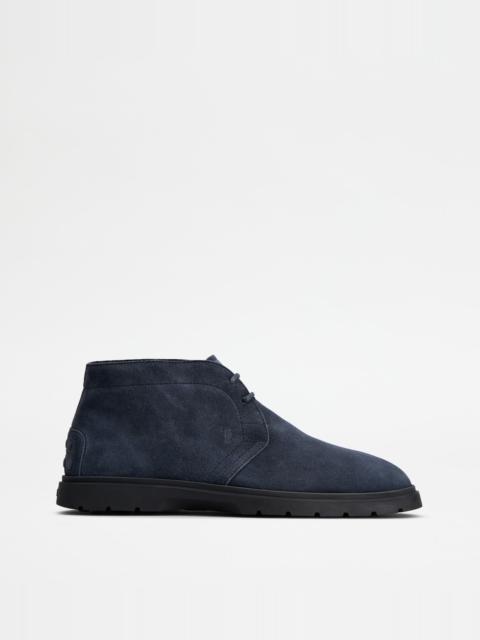 DESERT BOOTS IN SUEDE - FURRY LINING - BLUE