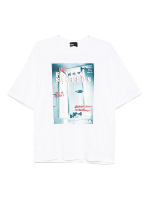 graphic-print T-shirt