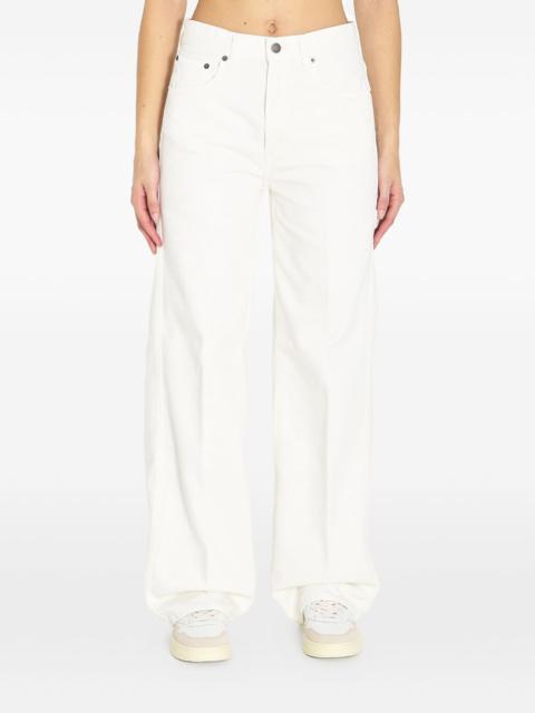 Winona logo-patch jeans