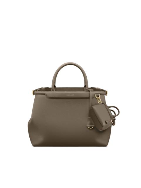 The SABRÉMOJI Petite Palais Charm