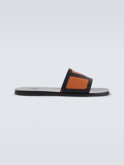 Viva Superstar leather slides