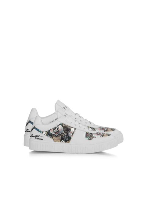 3D appliqué low-top sneakers