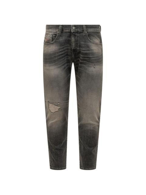 2019 distressed d-strukt jeans