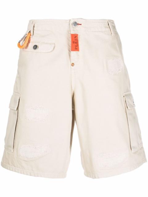 wide-leg cargo shorts
