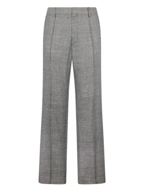 pleated trousers