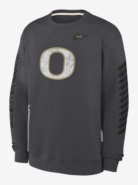 Oregon Alt Men’s Nike College Pullover Crew