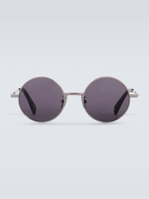 Round sunglasses