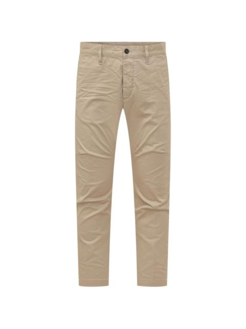 belt-loop trousers