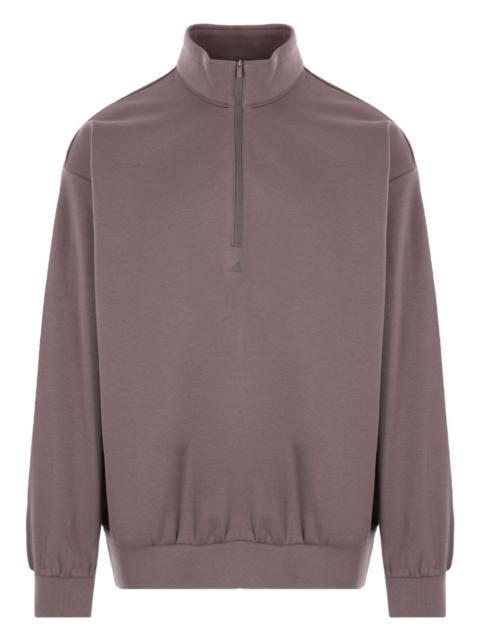 basketball-logo sweatshirt