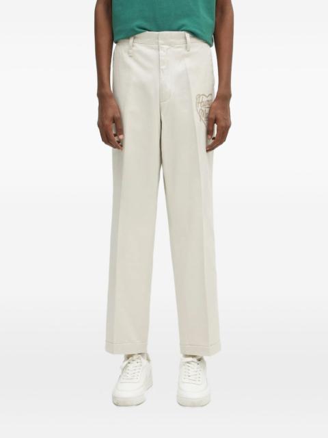 heart-embroidered pleated trousers